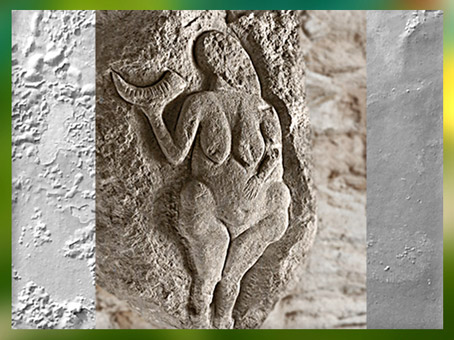 D'après la Vénus à la Corne de bison, Laussel, vers 25 000 ans avjc, Dordogne, France, Paléolithique. (Marsailly/Blogostelle)
