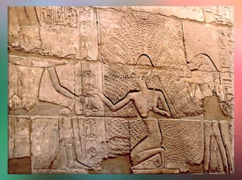 D'après Pharaon et l'Arbre de Vie, gravures en creu, temple de Karnak, Nouvel Empire vers 1555 avjc -1080 avjc, Égypte ancienne. (Marsailly/Blogostelle)