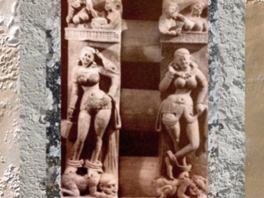D'après deux Yakshîs sur balustrade, école de Mathurâ, IIe siècle apjc, dynastie Kushâna, Bhûtesar, Uttar Pradesh, Inde du Sud. (Marsailly/Blogostelle)