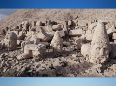 D'après le sanctuaire du Mont Nemrut, Ier siècle avjc, actuelle Turquie, époque Romaine. (Marsailly/Blogostelle)