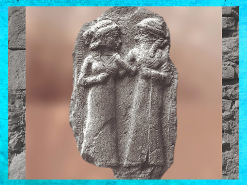 D'après le thème du Mariage Sacré, la déesse Innana (Ishtar) et Dumuzi, relief sumérien. (Marsailly/Blogostelle)
