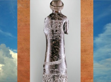 D'après la statue du prince Ur-Ningirsu, dos, vers 2100 avjc, Lagash, époque néo-sumérienne, Mésopotamie. (Marsailly/Blogostelle)