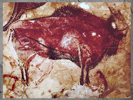 D'après un grand bison, peinture rouge, grotte d’Altamira, solutréen-magdalénien, Espagne, paléolithique supérieur. (Marsailly/Blogostelle)